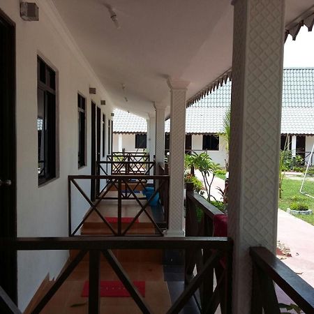 Rasa Senang Villa -Islam Guest Only Пантай-Сенанг Экстерьер фото